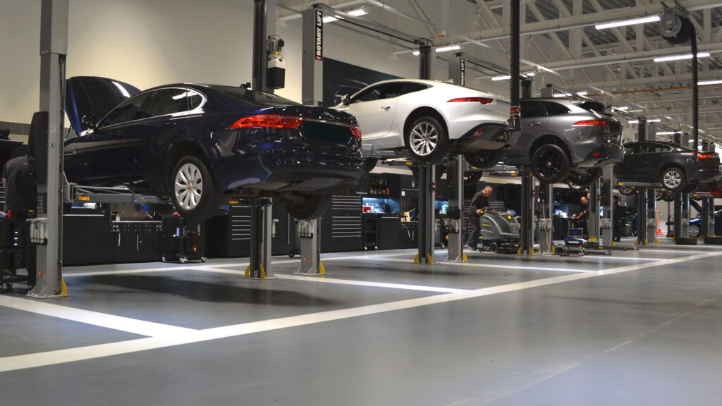 Jaguar Land Rover Hatfield, Royaume-Uni