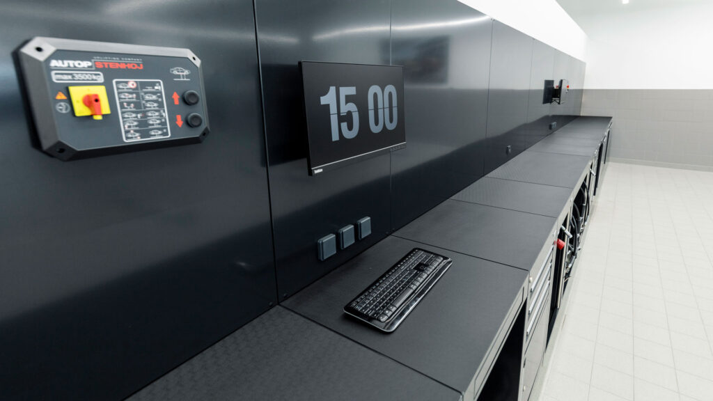 Porsche Servicecenter Vejle, Denmark