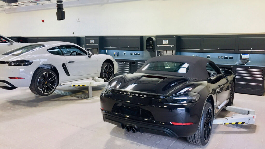 Porsche Centre Perth, Australia